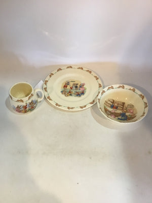 Bunnykins Vintage Cream/Multi China Plate Set