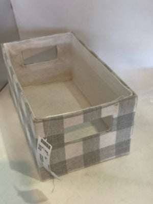 Checkered Gray/White Box