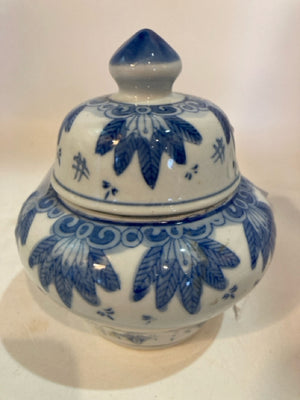 Blue/White Porcelain Lidded Candle Holder