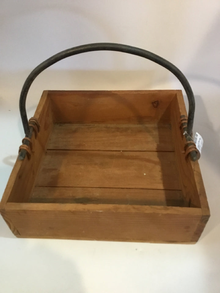 Handled Wood/Metal Brown Box