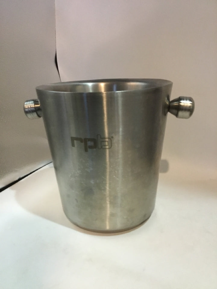 Brushed Aluminum Metal Ice Bucket