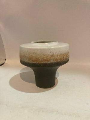 Gray/White Sand Vase
