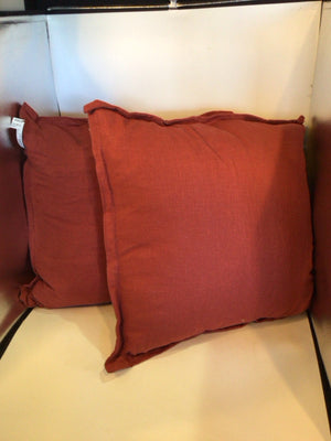Down Red Polyester Solid Pillow Set