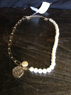 Metal Gold Chain Link Pearl Necklace