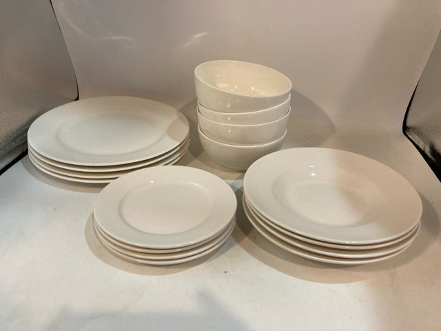 Set of 16 White Ceramic Dish Set