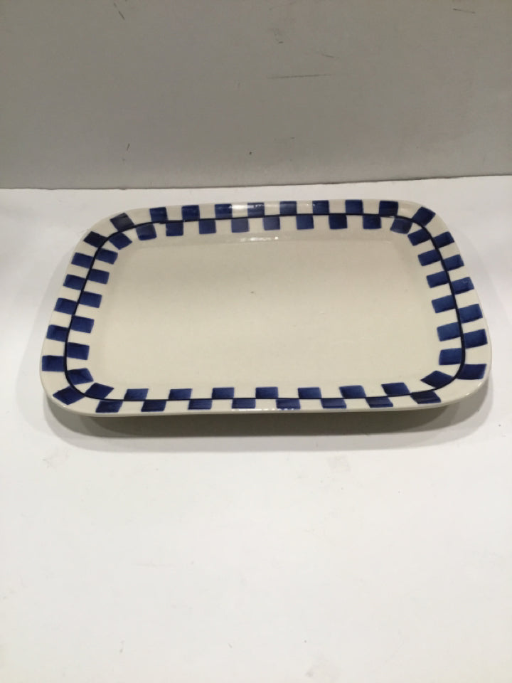 Hartstone White/Blue Pottery Platter