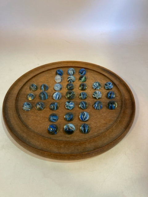 Solitaire Brown/Blue Wood Marbles Game